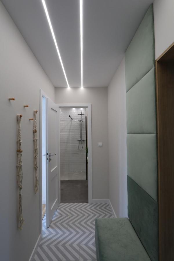 Romaszewskiego Zoliborz Bedroom Pokoj Metro Warsaw Exterior photo
